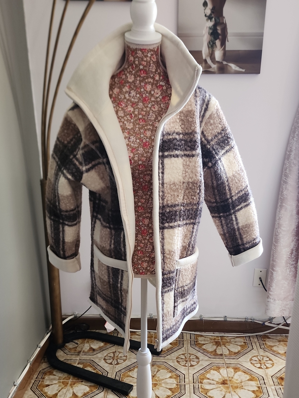 Womens Plaid Sherpa Zip-Front Coat - Cream & Brown